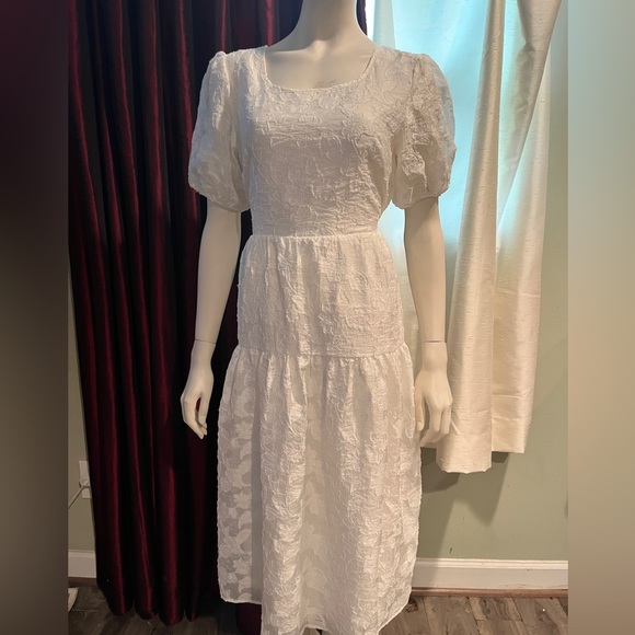 Moon River Smocked Puff Sleeve Dress - Picture 2 of 6